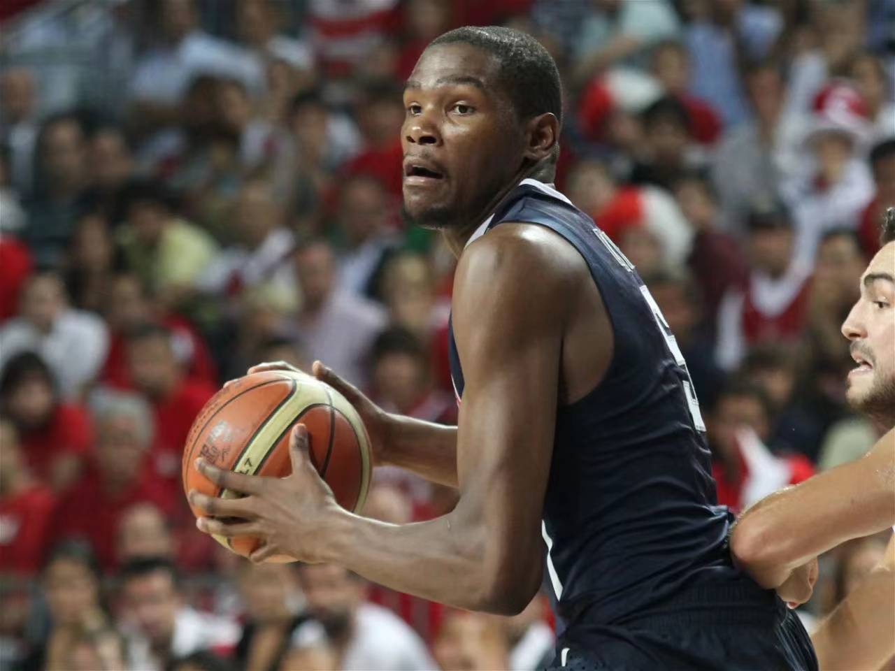 迈阿密热火内部会议纪要流出——国际比赛日门线救险，NBA季后赛使命明确，球探报告显示潜力的简单介绍