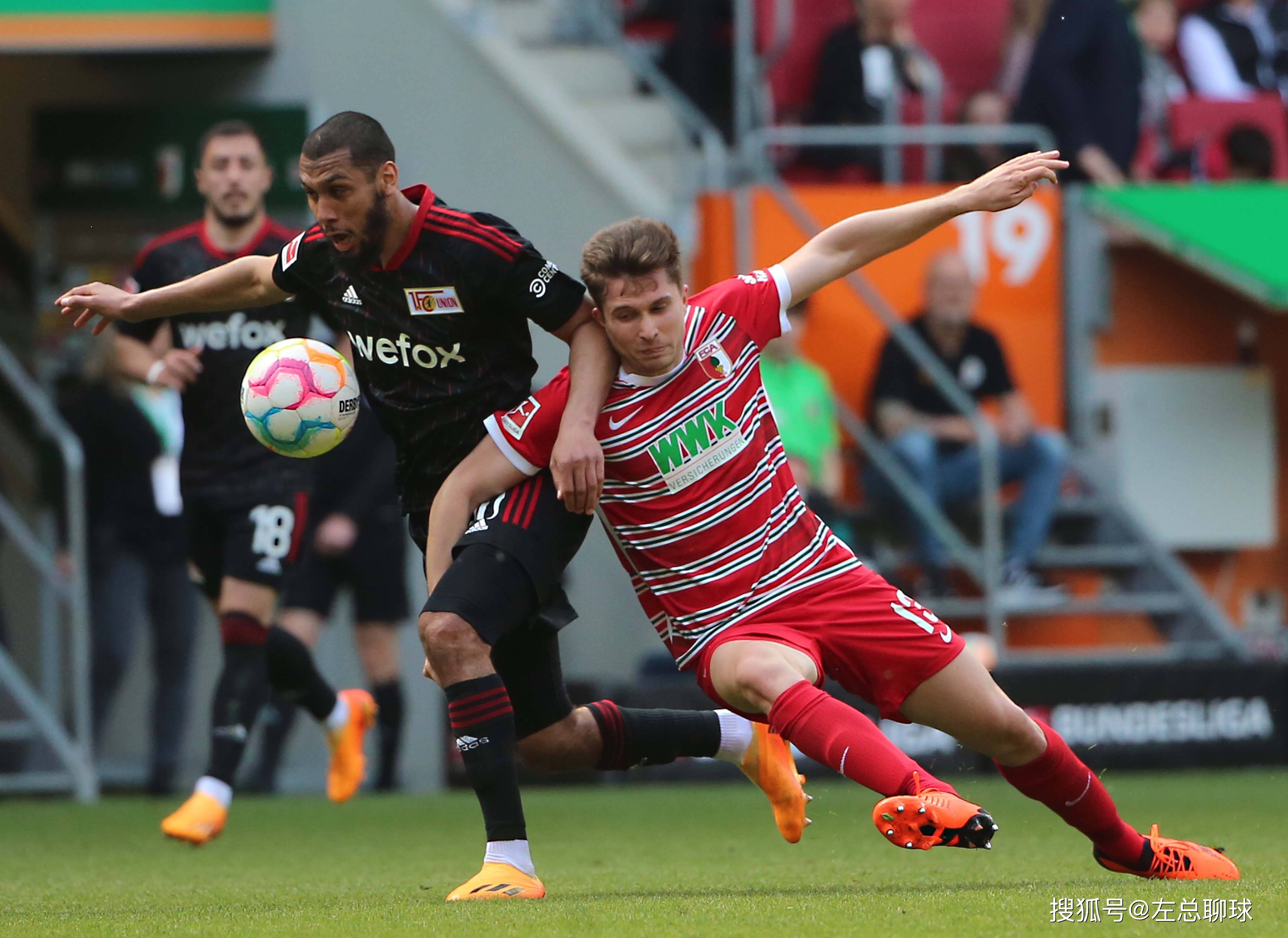 足总杯赛程吃紧，西汉姆加时末段绝杀压哨，气氛紧张，临场指挥获称赞的简单介绍